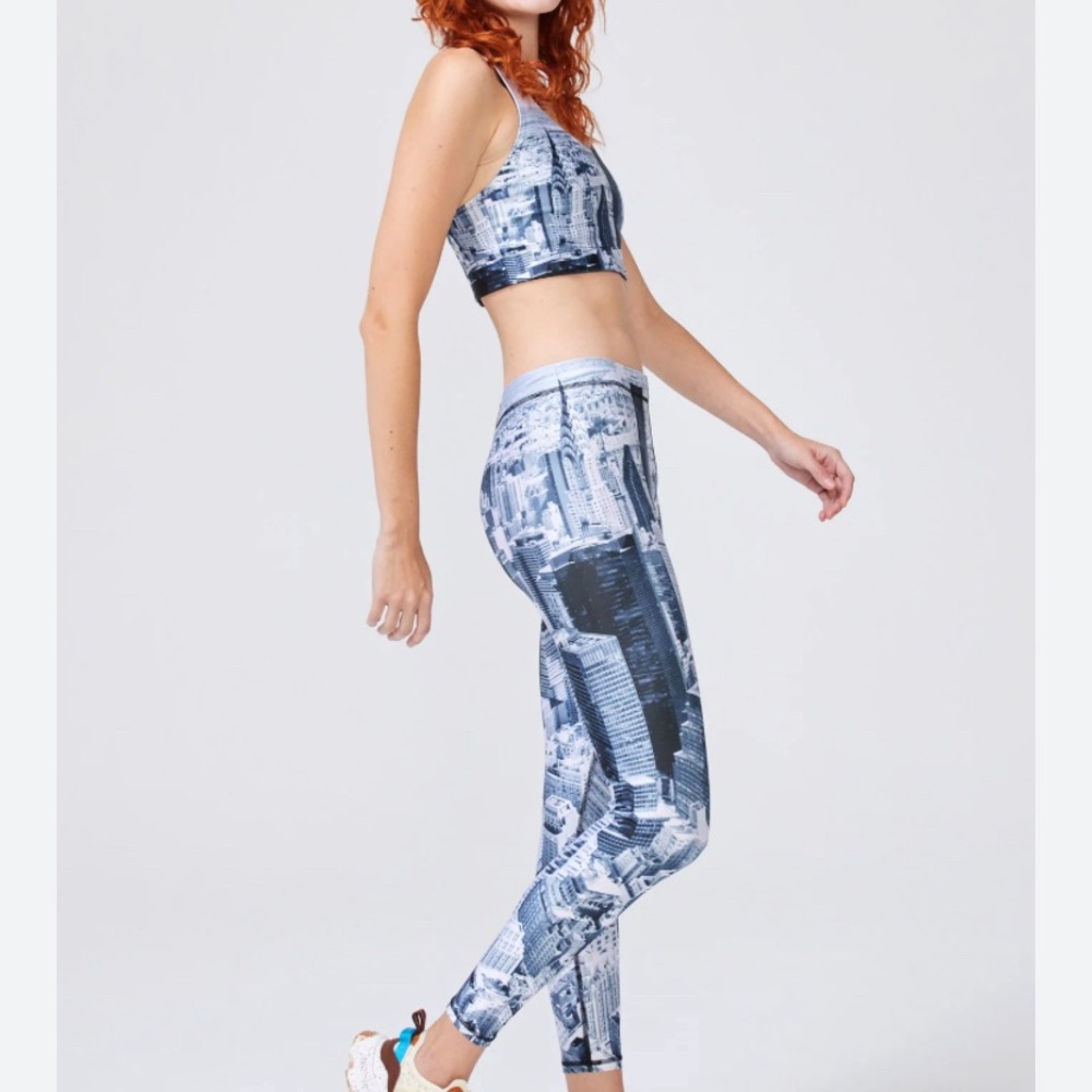 Terez NYC Skyline Hi Shine Activewear Set NWT XS Leggings + Sports Bra